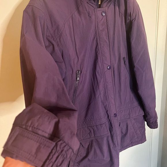 Vintage L.L. Bean Purple Winter Jacket with Retractable Hood - Picture 4 of 9